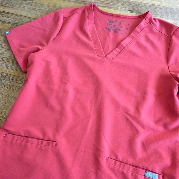 Figs Casma Three-Pocket Scrub Top Limited Edition - Picture 3 of 6